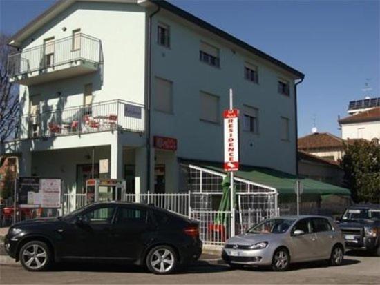 Residence Mariele Tavazzano Exteriör bild