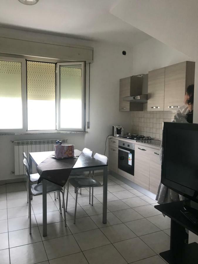 Residence Mariele Tavazzano Exteriör bild